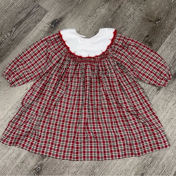 Collared plaid Smocked Christmas Dress - Picture 2 of 5